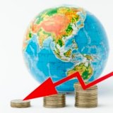concept-global-economy-pile-coins